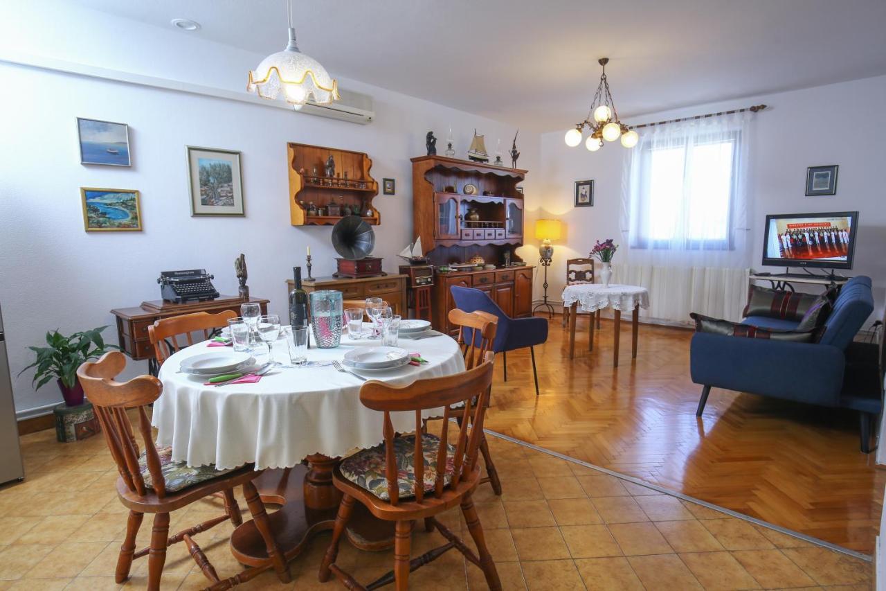 סופטאר Artistic Summer House Marinovic With Garden&Bbq מראה חיצוני תמונה