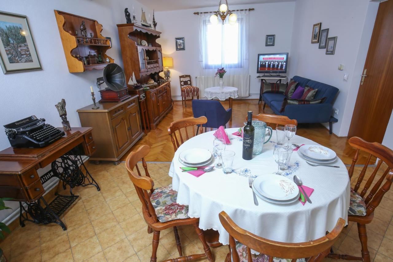 סופטאר Artistic Summer House Marinovic With Garden&Bbq מראה חיצוני תמונה
